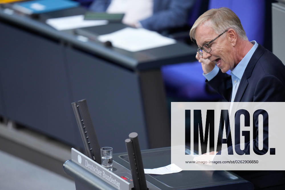 German Bundestag, 116 plenary session Dr Dietmar Bartsch Left in portrait during his speech on the decision of the Federal Constitutional Court on the building energy law at the 116 session of the German Bundestag in Berlin, 07 07 2023 Berlin Berlin Germany