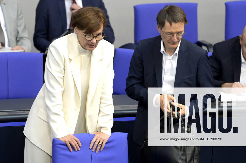 Bettina Stark Watzinger and Karl Lauterbach at the 116 session of the German Bundestag in the Reichstag building Berlin, 07 07 2023 Foto:xF.xFuturexImage
