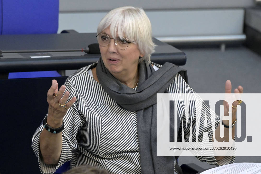 Claudia Roth at the 116 session of the German Bundestag in the Reichstag building Berlin, 07 07 2023 Foto:xF.xFuturexImage