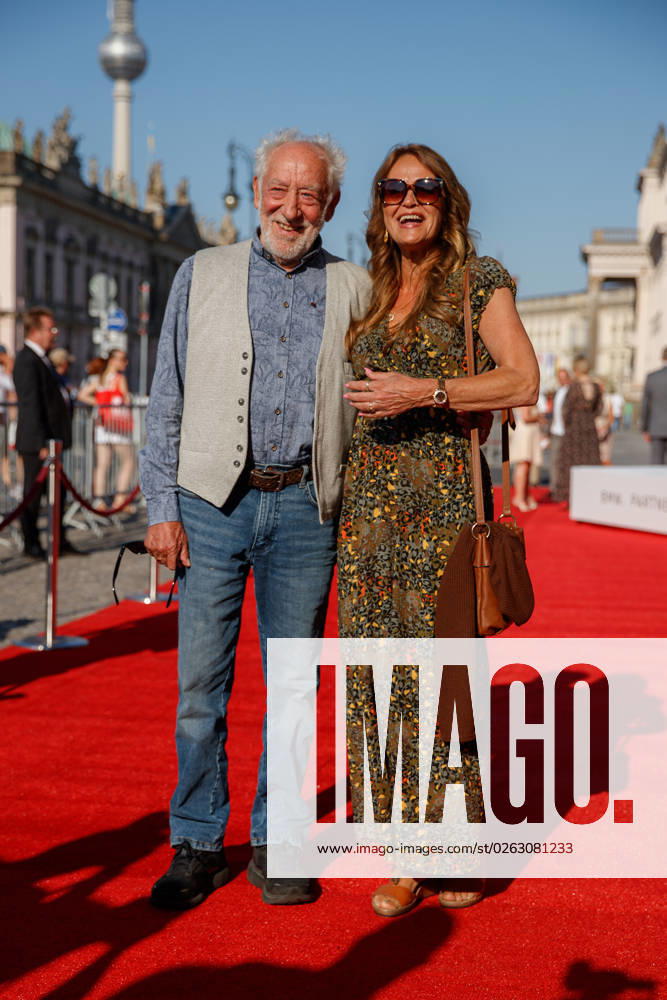 Event State Opera for All Dieter Didi Hallervorden with wife Christiane Zander at the State Opera for All on 08 07 2023 at the State Opera Berlin