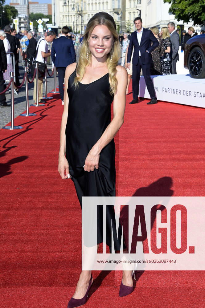 Lea Zoe Voss at the BMW X Staatsoper Unter den Linden Event at the event Staatsoper für alle with Don Carlo as live broadcast on Bebelplatz Berlin, 08 07 2023 Foto:xF.xFuturexImage