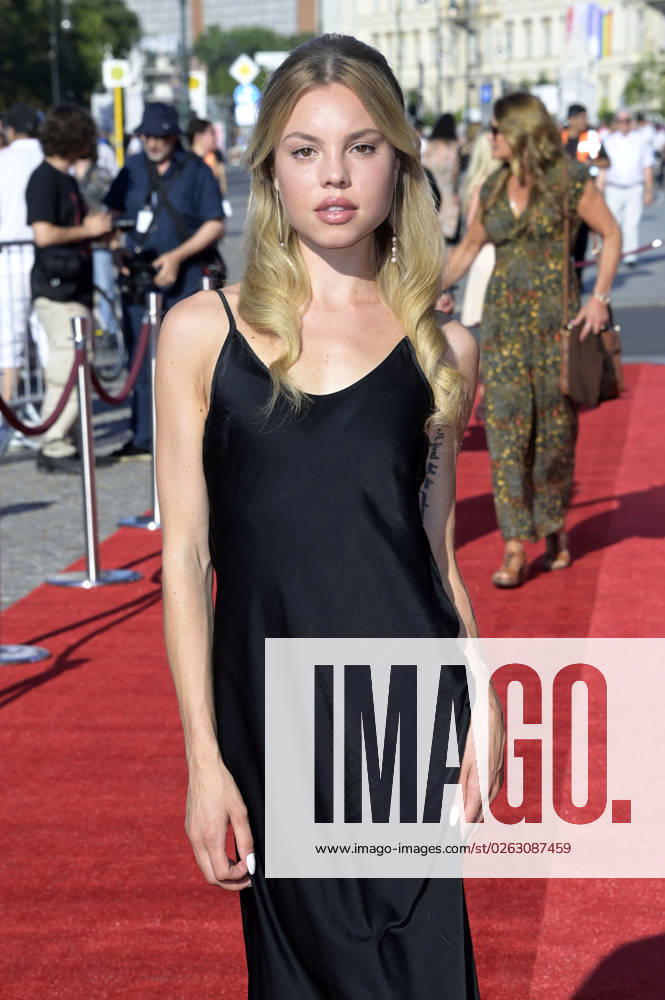 Lea Zoe Voss at the BMW X Staatsoper Unter den Linden Event at the event Staatsoper für alle with Don Carlo as live broadcast on Bebelplatz Berlin, 08 07 2023 Foto:xF.xFuturexImage