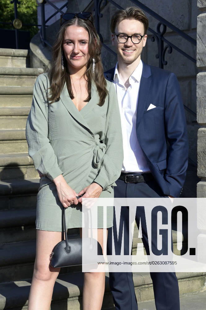 Leon Kling with girlfriend at the BMW X Staatsoper Unter den Linden event at the event Staatsoper für alle with Don Carlo as live broadcast on Bebelplatz Berlin, 08 07 2023 Foto:xF.xFuturexImage