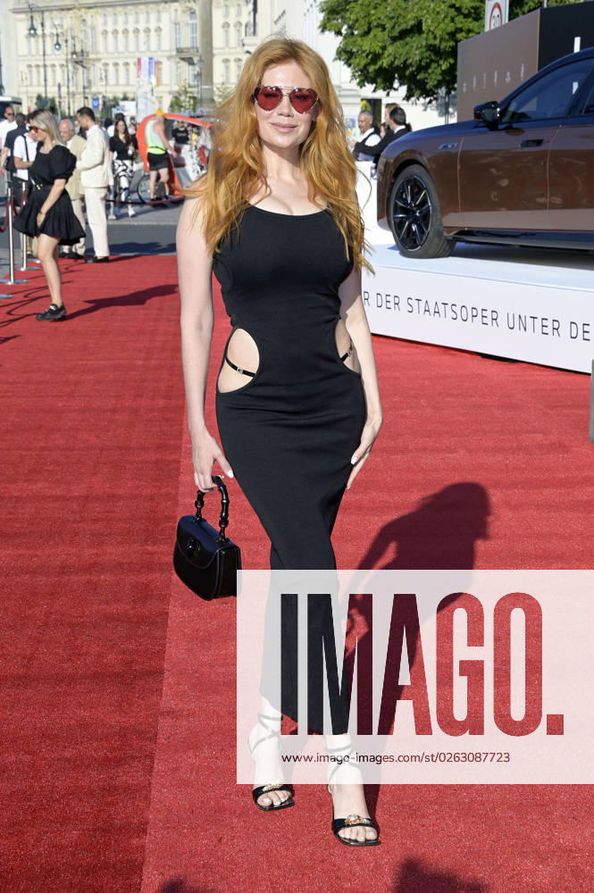 Palina Rojinski at the BMW X Staatsoper Unter den Linden event at the event Staatsoper für alle with Don Carlo as a live broadcast on the Bebelplatz Berlin, 08 07 2023 Foto:xF.xFuturexImage