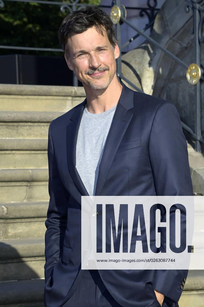 Florian David Fitz at the BMW X Staatsoper Unter den Linden event at the event Staatsoper für alle with Don Carlo as a live broadcast on the Bebelplatz Berlin, 08 07 2023 Foto:xF.xFuturexImage