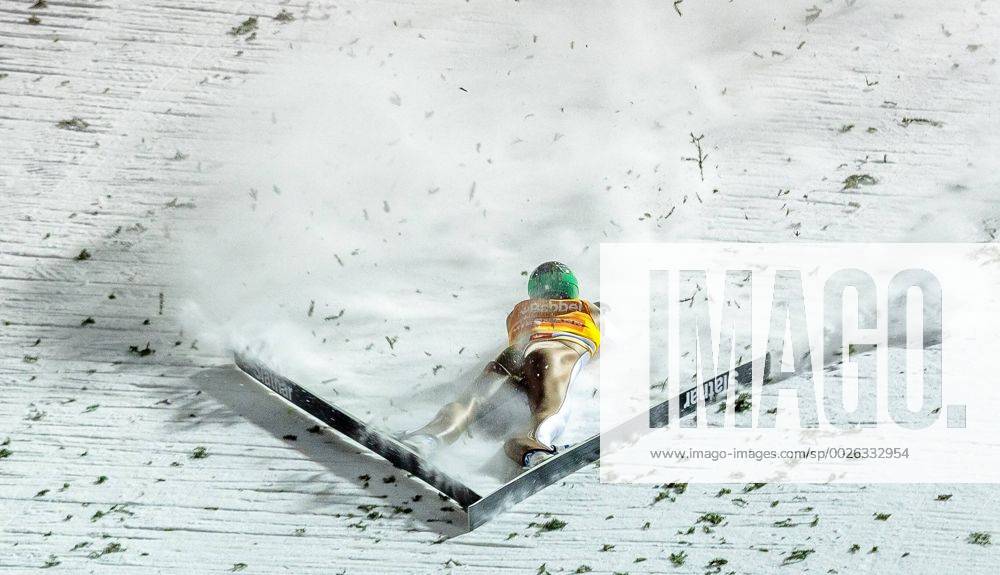 - SPORT 25.11.2016, Nordic Arena, Ruka, FIN, FIS Weltcup Ski Sprung, Nordic Opening, Kuusamo, Herren, im Bild Peter Prevc (SLO) Peter Prevc of Slovenia during the Mens FIS Skijumping World Cup of the Nordic Opening at the Nordic Arena in Ruka, Finland on 2016 11 25. Ruka EP_fei