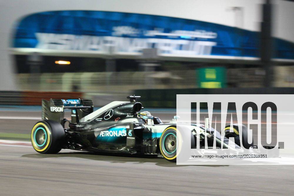 Abu Dhabi, UAE. Formula 1 Grand Prix Abu Dhabi, race day. 6 Nico Rosberg (GER, Mercedes AMG Petronas Formula One Team) on his way to a 2nd placed finish but enough to win the World Championship WM Weltmeisterschaft for the year xLeannexBoonx ActionPlus11814920