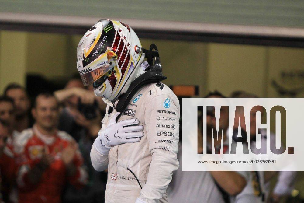 Abu Dhabi, UAE. Formula 1 Grand Prix Abu Dhabi, race day. Mercedes AMG Petronas W07 Hybrid & x2013; Lewis Hamilton wins the Abu Dhabi GP xLeannexBoonx ActionPlus11814930