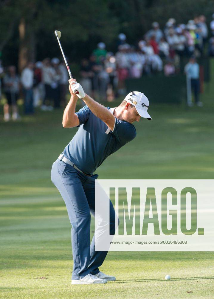 Hong Kong, Hong Kong SAR, China - Justin Rose of England on the 14th fairway.Day 1 of the Hong Kong Open Golf at the Hong Kong Golf Club Fanling..© . Day 1 of the Hong Kong Open Golf - ZUMAr144 20161208_zap_r144_005