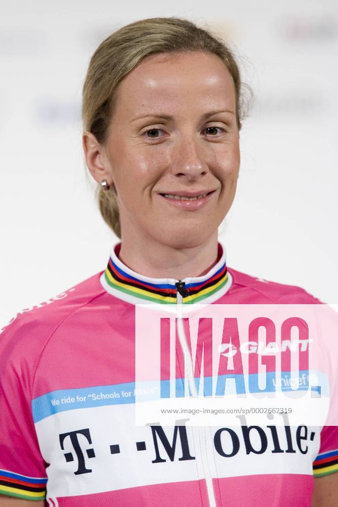 Judith Arndt (Deutschland T Mobile) Radsport Damen Straßenradsport 2007, Straße, Rad, Vorstellung, Präsentation, Pressetermin, Porträttermin Porträt Mallorca Radsport Damen Straßenradsport 2007, Straße, Rad, Vorstellung, Präsentation, Pressetermin, Porträttermin Porträt Mallorca