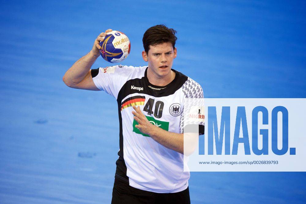 Handball Rouen 15.01.2017 Weltmeisterschaft Herren Männer WM Vorrunde Chile (CHI) - Deutschland (GER) Simon Ernst (Deutschland, No.40)