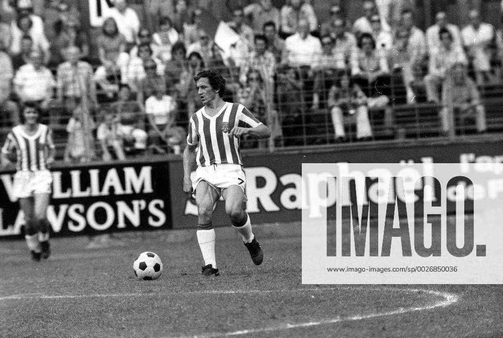 Finale um die deutsche Amateurmeisterschaft 1973 in Offenbach zwischen der SpVgg Bad Homburg und den Amateuren des 1. FC Kaiserslautern, Roland Weida