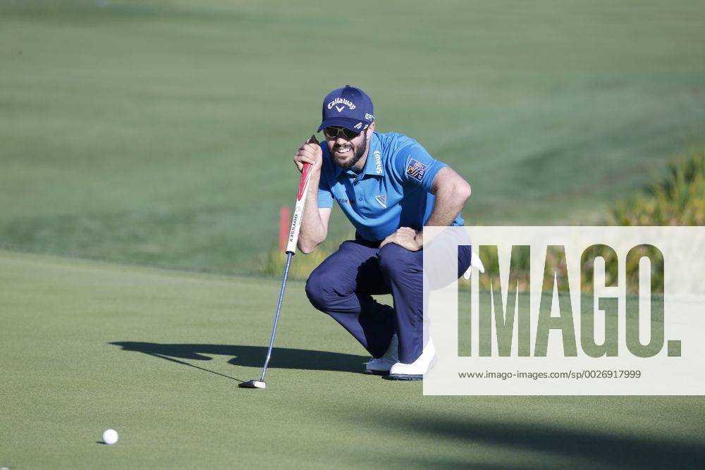 Adam Hadwin of Canada lines up a putt on the 18th hole during the third round of the CareerBuilder Challenge at La Quinta Country Club in La Quinta, California. CSM GOLF 2017: CareerBuilder Challenge JAN 21 - ZUMAc04_ 20170121_zaf_c04_346