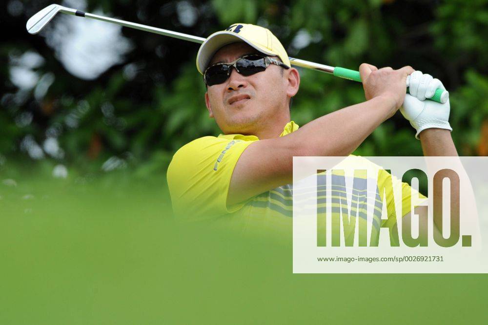 (170122) -- SINGAPORE, Jan. 22, 2017 -- Angelo Que of the Philippines tees off during the SMBC Singapore Open held at Singapore s Sentosa Golf Club, Jan. 22, 2017. ) (SP)SINGAPORE-GOLF-SMBC SINGAPORE OPEN ThenxChihxWey