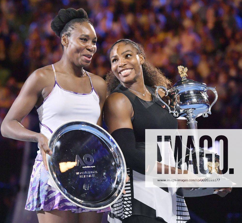 Serena Williams wins Australian Open title Serena Williams (R) and Venus Williams of the United States attend an award ceremony following their Australian Open women s singles final in Melbourne on Jan. 28, 2017, in which Serena beat her older sister 6-4, 6-4. The Williams sisters last met in a Grand Slam final at the 2009 Wimbledon Championships.
