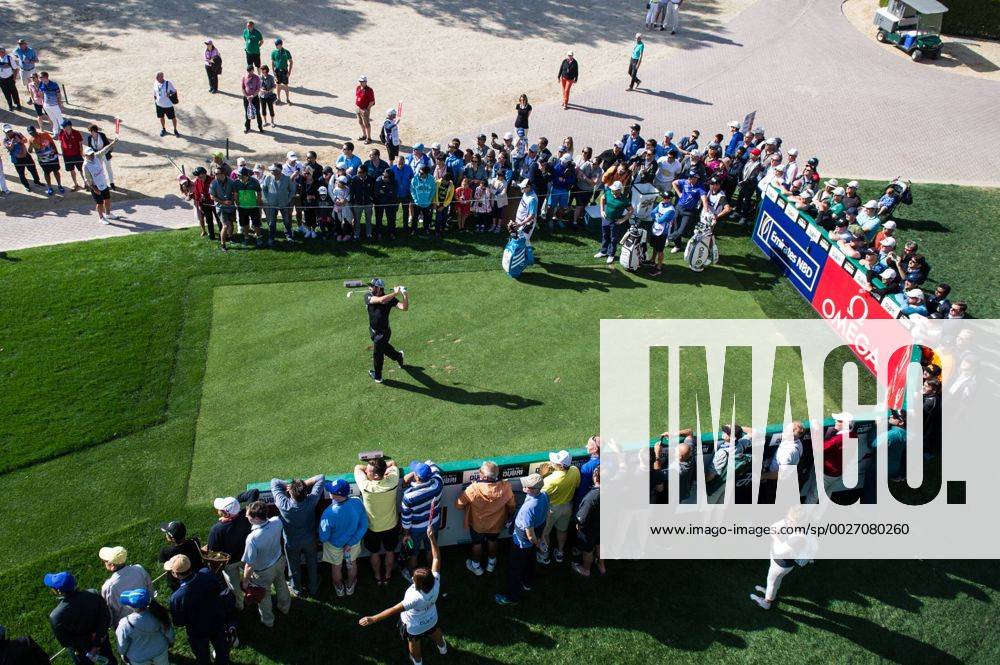 Sergio Garcia of Spain tees off at the 17th hole while completing his second round during the PGA Golf Herren European Tour Dubai Desert Classic Tournament Day 3 at the Emirates Golf Club, Dubai, UAE on 4 February 2017.