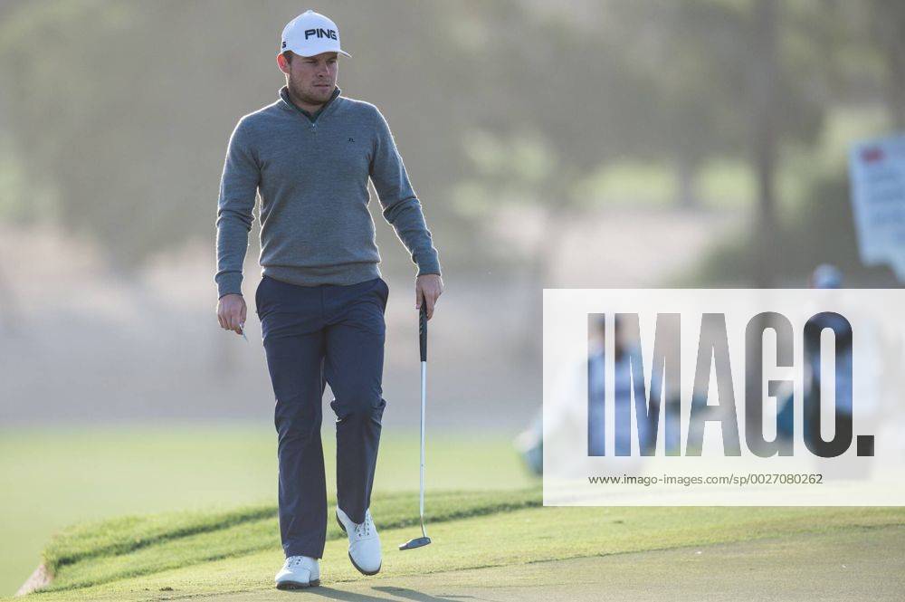 Tyrrell Hatton of England compling his second round during the PGA Golf Herren European Tour Dubai Desert Classic Tournament Day 3 at the Emirates Golf Club, Dubai, UAE on 4 February 2017.