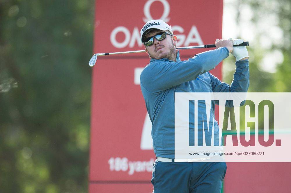 George Coetzee of South Africa tees off while completing his second round during the PGA Golf Herren European Tour Dubai Desert Classic Tournament Day 3 at the Emirates Golf Club, Dubai, UAE on 4 February 2017.