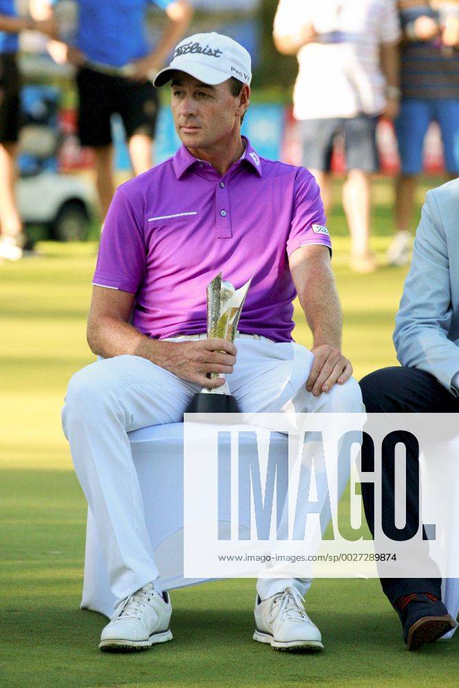 February 19th 2017, Lake Karrinyup Country Club, Perth, Western Australia, Australia; ISPS Handa World Super 6 Perth Golf Tournament Day 4; Brett Rumford holds his winners trophy at the presentation ceremony Woodleyx ActionPlus11848436