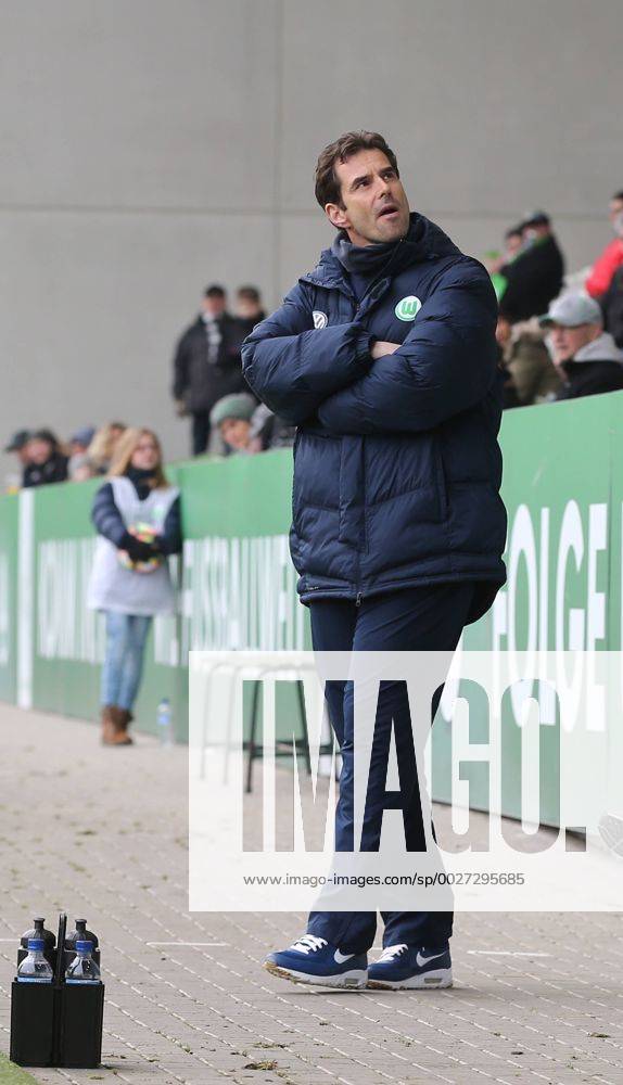 Cheftrainer Ralf Kellermann (VfL Wolfsburg)