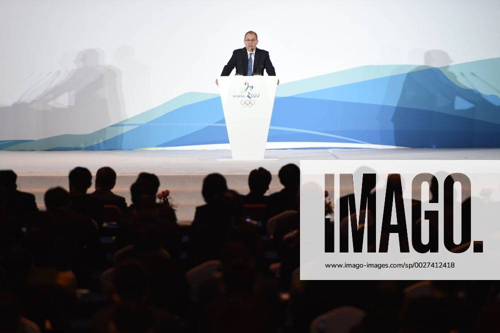 (170227) -- BEIJING , Feb. 27, 2017 -- International Paralympic Committee (IPC) CEO Xavier Gonzalez speaks during the launching event for the marketing program of Beijing 2022 Olympic and Paralympic Winter games Winterspiele Spiele Summer games (Beijing 2022) in Beijing, capital of China, Feb. 27, 2017. The marketing program for Beijing 2022 was officially launched by the organizers here on Monday. )(wll) (SP)CHINA-BEIJING-2022-MARKETING PROGRAM(CN) JuxHuanzong