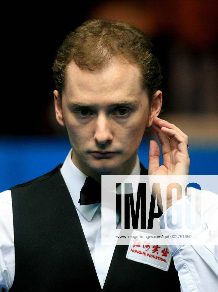 Graeme Dott (Schottland) nachdenklich - (IMCpau12325807) Billard Herren China Open 2007, Snooker Porträt Peking Billard Herren China Open 2007, Snooker Porträt Peking