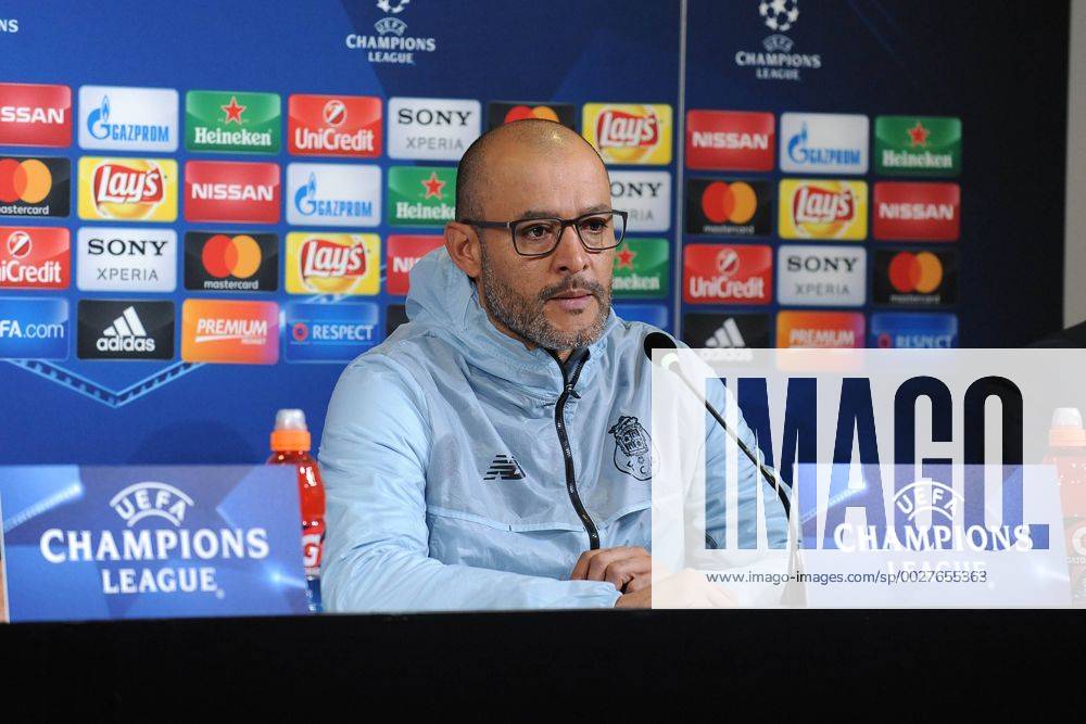 IPP20170313 Football - soccer: UEFA Champions League 2016 2017, Juventus Turin - FC Porto, nuno espirito santo allenatore porto (Hinweis: Verwendung nur in Deutschland - only Germany) ZWEIx PhotoxPressx