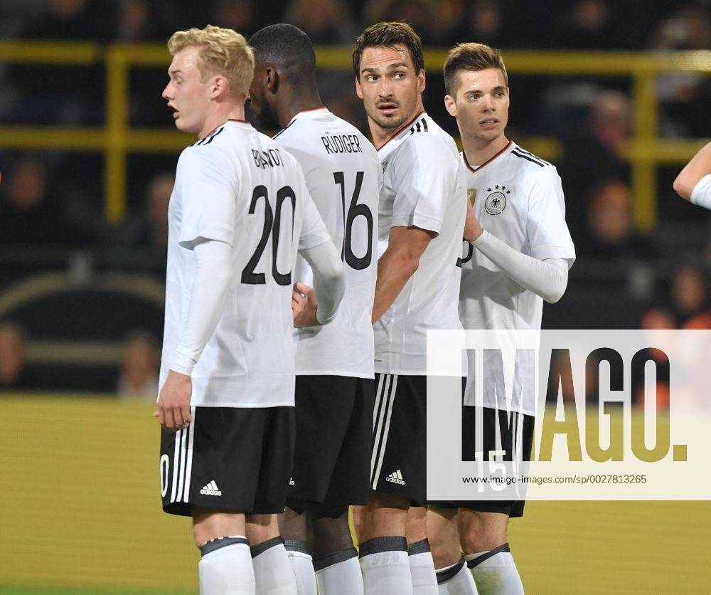 Fussball Laenderspiel 2017, Deutschland - England 1:0, v.re., Julian Weigl (Deutschland), Mats Hummels (Deutschland), Antonio Ruediger, Antonio Rüdiger (Deutschland), Julian Brandt (Deutschland)
