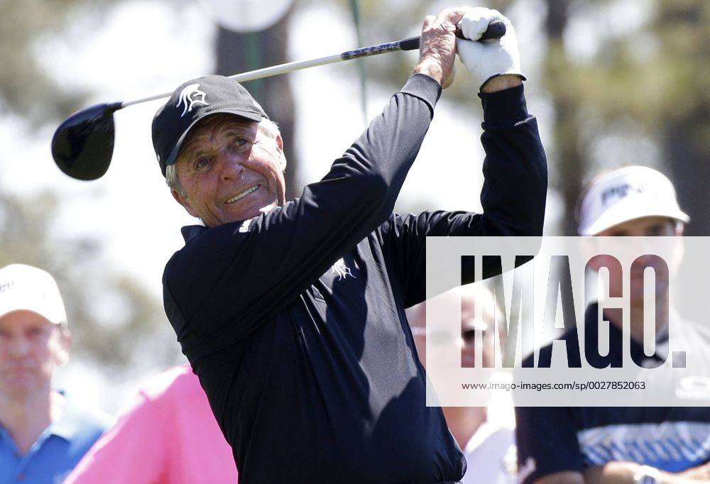 Gary Player hits a tee shot while playing a practice round at the 2017 Masters Tournament at Augusta National Golf Club in Augusta, Georgia on April 2, 2017. AUG20170402106 JOHNxANGELILLO