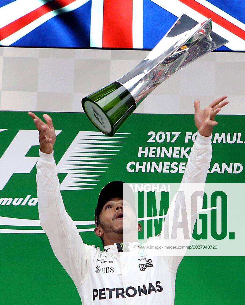(170409) -- SHANGHAI, April 9, 2017 -- Mercedes driver Lewis Hamilton of Britain celebrates on the podium after winning the Formula One Chinese Grand Prix at the Shanghai International Circuit in Shanghai, east China, April 9, 2017. ) (SP)CHINA-SHANGHAI-F1-2017 CHINESE GRAND PRIX(CN) fanxjun