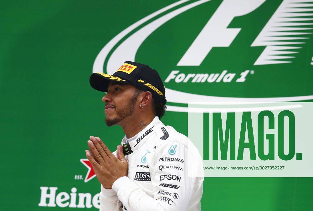 Shanghai: Motorsports: FIA Formula One World Championship WM Weltmeisterschaft 2017 Start 44 Lewis Hamilton (GBR, Mercedes AMG Petronas) winning the race Chinese Formula One Grand Prix Shanghai Circuit on April 08, 2017 in Shanghai, China. (Photo by Hoch Zwei) Shanghai China
