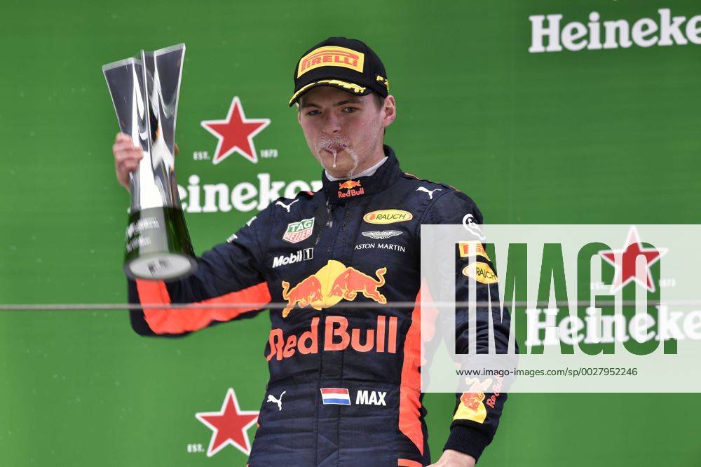 - SPORT Shanghai: Motorsports: FIA Formula One World Championship WM Weltmeisterschaft 2017 33 Max Verstappen (NDL, Red Bull Racing) Chinese Formula One Grand Prix Shanghai Circuit on April 08, 2017 in Shanghai, China. (Photo by Hoch Zwei) Shanghai China