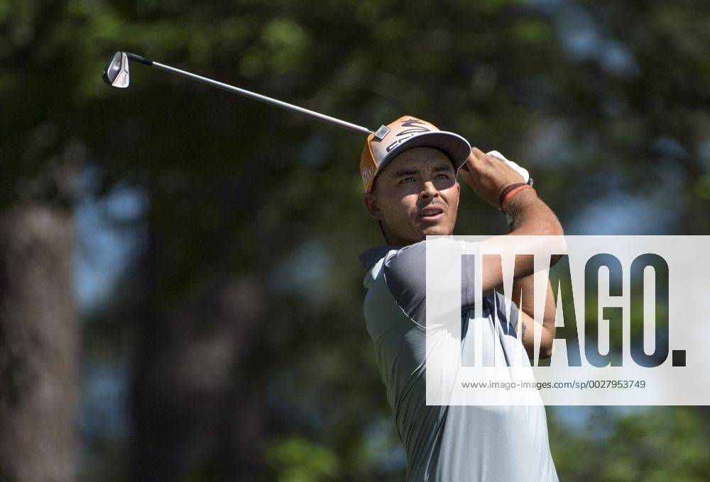 Ricky Fowler hits off the fourth tee box during the fourth round of the 2017 Masters Tournament at Augusta National Golf Club in Augusta, Georgia on April 9, 2017. AUG20170409304 KEVINxDIETSCH