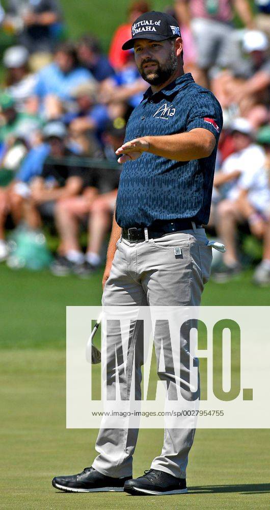 Augusta, GA, USA - Ryan Moore studies his line to the pin on the second green during the final round of the Masters Tournament on Sunday, April 9, 2017 at Augusta National Golf Club in Augusta, Ga. 2017 Masters Round 4 - ZUMAm67_ 20170409_zaf_m67_036