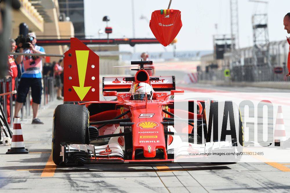 Sebastian Vettel, Grosser Preis von Bahrain 2017, 1. Erstes freies Training, Motorsport, Formel 1, 14.04.2017, Sachir