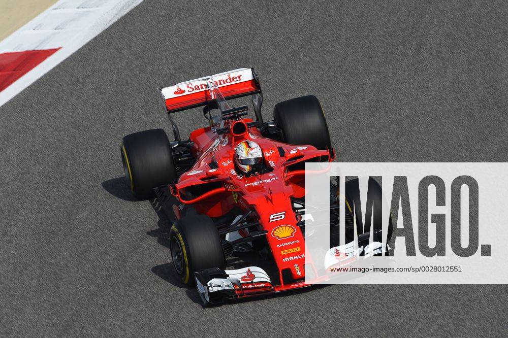 Sebastian Vettel, Grosser Preis von Bahrain 2017, 1. Erstes freies Training, Motorsport, Formel 1, 14.04.2017, Sachir