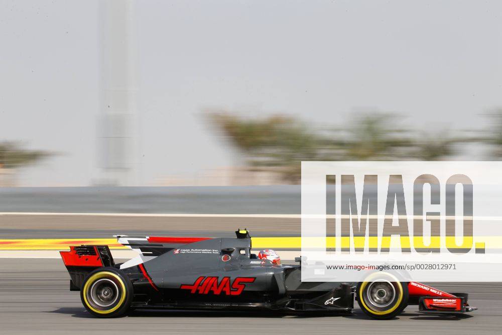 8 Romain Grosjean (FRA, Haas F1 Team), Motorsports: FIA Formula One World Championship WM Weltmeisterschaft 2017, Grand Prix of Bahrain, Sakhir Bahrain ZWEIx