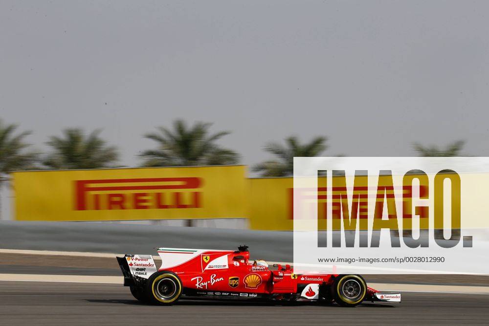 5 Sebastian Vettel (GER, Scuderia Ferrari), Motorsports: FIA Formula One World Championship WM Weltmeisterschaft 2017, Grand Prix of Bahrain, Sakhir Bahrain ZWEIx