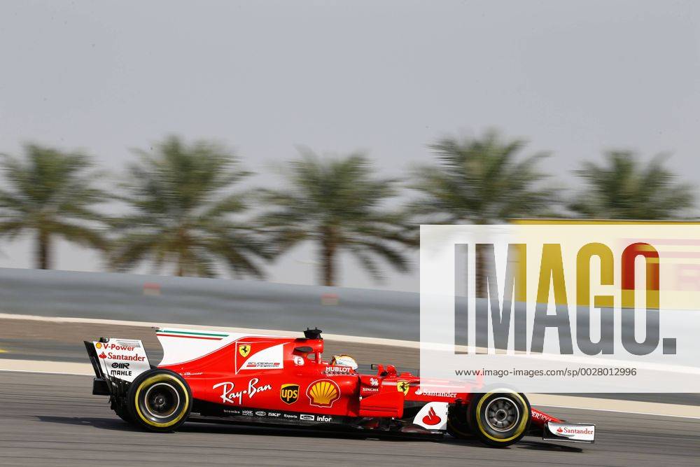 5 Sebastian Vettel (GER, Scuderia Ferrari), Motorsports: FIA Formula One World Championship WM Weltmeisterschaft 2017, Grand Prix of Bahrain, Sakhir Bahrain ZWEIx