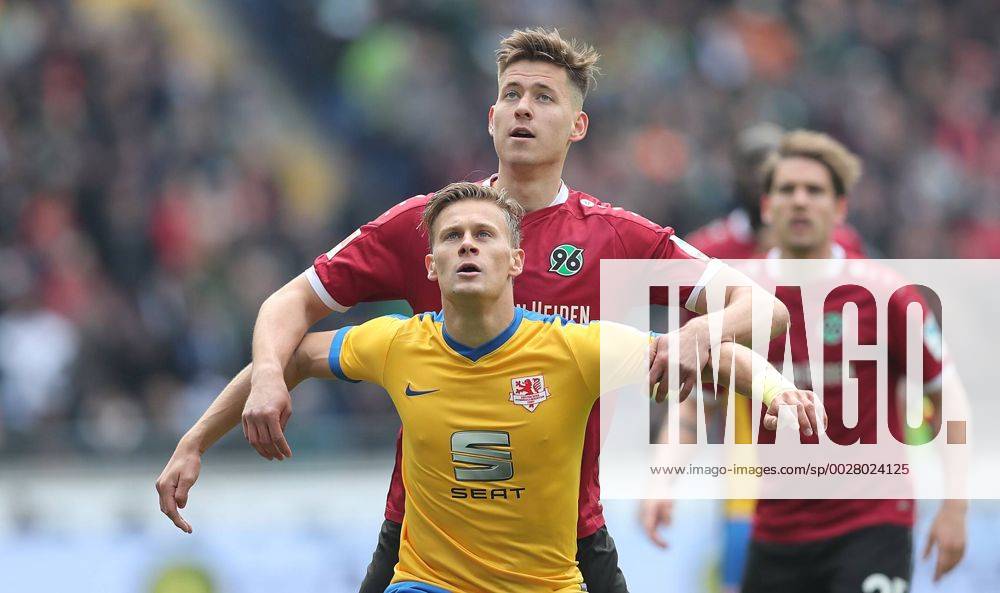 Julius Biada (Eintracht Braunschweig), Waldemar Anton (Hannover 96)