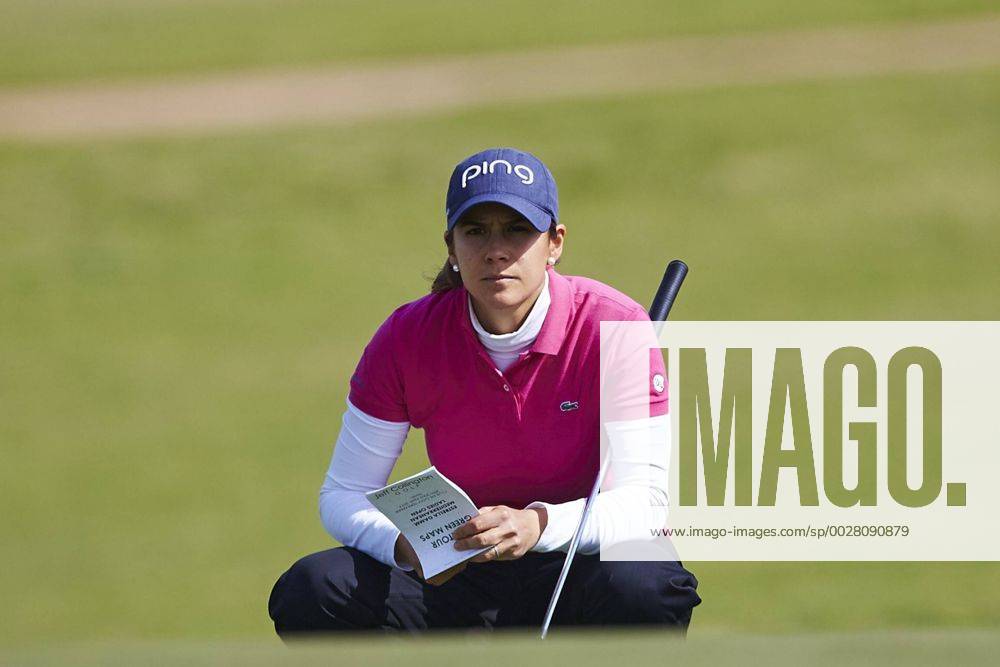 Spanish golfer Azahara Munoz during the first day of the Mediterranean Ladies Golf Open at Terramar Golf Club in Sitges, Barcelona, northeastern Spain, 20 April 2017. The tournament tuns until the upcoming 23 April. MEDITERRANEAN LADIES OPEN !ACHTUNG: NUR REDAKTIONELLE NUTZUNG!