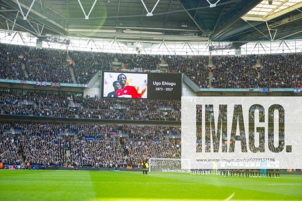 Both team and entire stadium pay tribute to Ugo Ehiogu during the The FA Cup Semi-Final match between Chelsea and Tottenham Hotspur at Wembley Stadium, London, England on 22 April 2017.