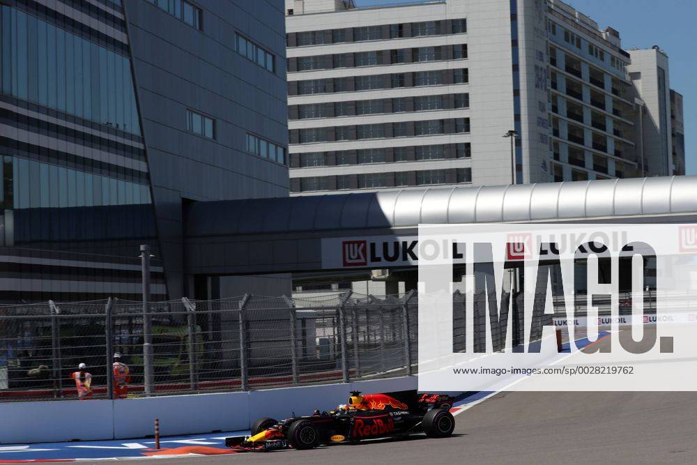 Russian Grand Prix, Sochi 27 - 30 April 2017 29.04.2017 - Free Practice 3, Daniel Ricciardo (AUS) Red Bull Racing RB13