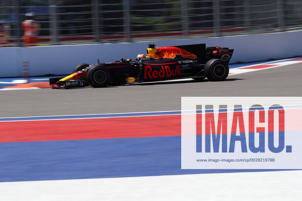Russian Grand Prix, Sochi 27 - 30 April 2017 29.04.2017 - Free Practice 3, Daniel Ricciardo (AUS) Red Bull Racing RB13