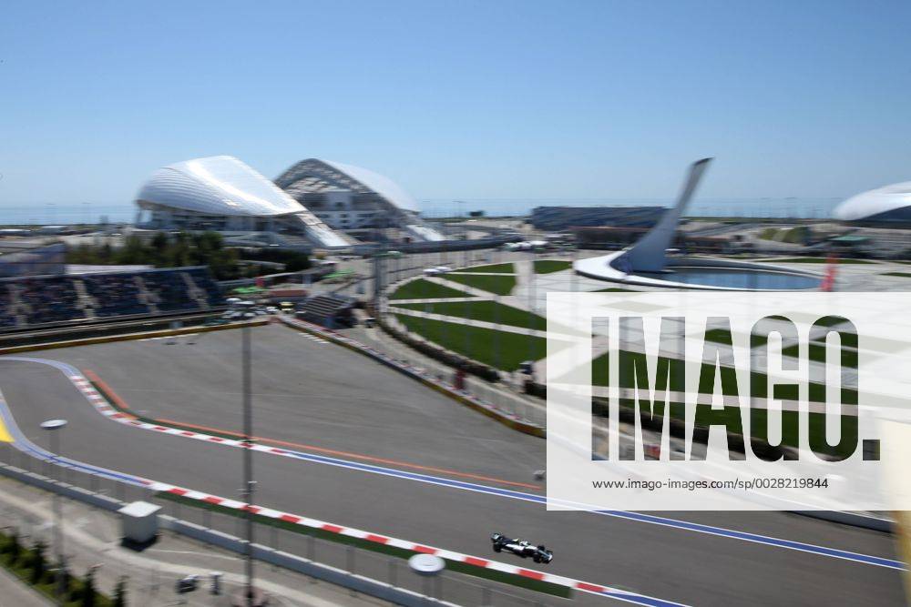 Motorsports: FIA Formula One World Championship WM Weltmeisterschaft 2017, Grand Prix of Russia, 77 Valtteri Bottas (FIN, Mercedes AMG Petronas), Sotschi Russia ZWEIx