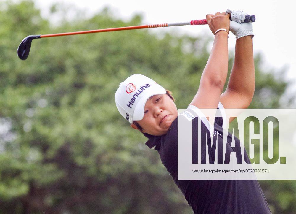 Irving, TX, USA - Haru Nomura tees off on the second hole during the third round of the Volunteers of America Texas Shootout at Las Colinas Country Club in Irving, Texas, on Saturday, April 29, 2017. Volunteers of America Texas Shootout, Third Round - ZUMAm67_ 20170429_zaf_m67_011