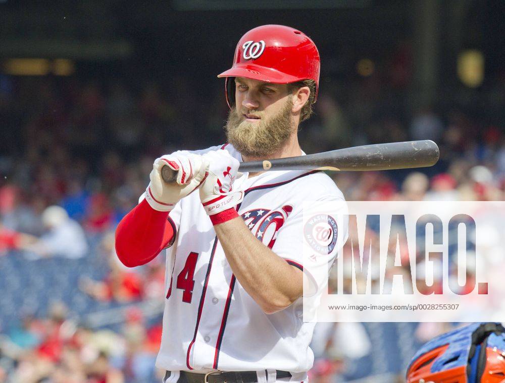 Washington, District of Columbia, United States of America - Washington Nationals right fielder Bryce Harper (34) bats in the sixth inning against the New York Mets at Nationals Park in Washington, D.C. on Sunday, April 30, 2017. The Nationals won the game 23 - 5..Credit: CNP New York Mets vs Washington Nationals - ZUMAs152 78320093st