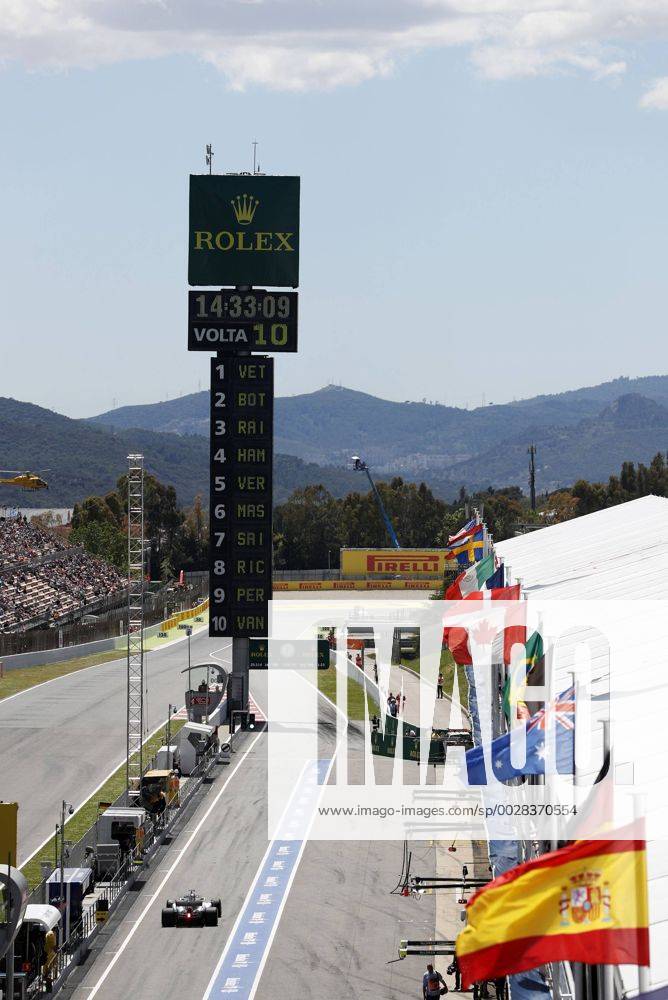 Motorsports: FIA Formula One World Championship WM Weltmeisterschaft 2017, Grand Prix of Spain, 44 Lewis Hamilton (GBR, Mercedes AMG Petronas F1 Team), Barcelona Spain ZWEIx