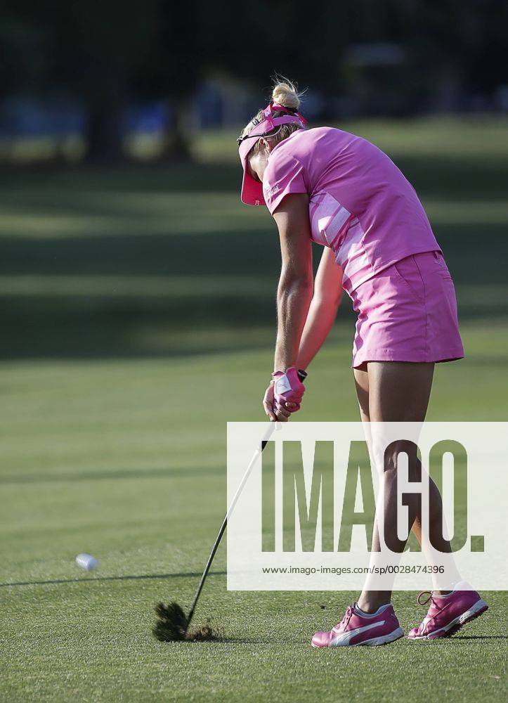 Lexi Thompson takes a shot from the 16th fairway during the third round of the Kingsmill Championship on the Kingsmill Resort River Course in Williamsburg, Virginia. CSM LPGA Golf Damen 2017: Kingsmill Championship MAY 20 - ZUMAc04_ 20170520_zaf_c04_076
