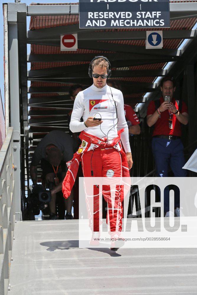Sebastian Vettel (Scuderia Ferrari) mit Kopfhoerern, Grosser Preis von Monaco 2017, Motorsport, Formel 1, Qualifikation, 27.05.2017, Monte Carlo